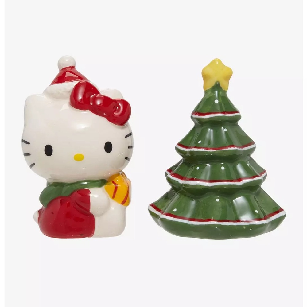Hello Kitty Christmas Tree Salt Pepper Set Collectible Ceramic by Blue Sky